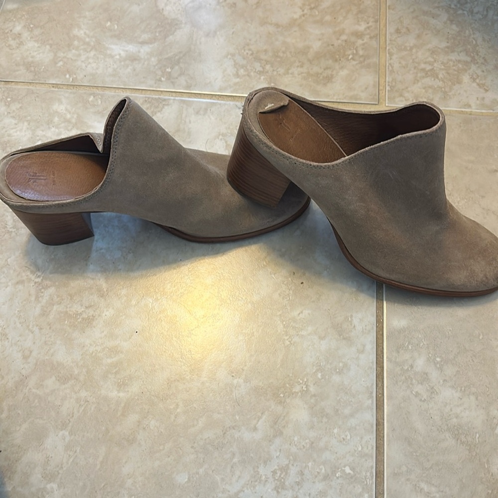 FRYE Mules